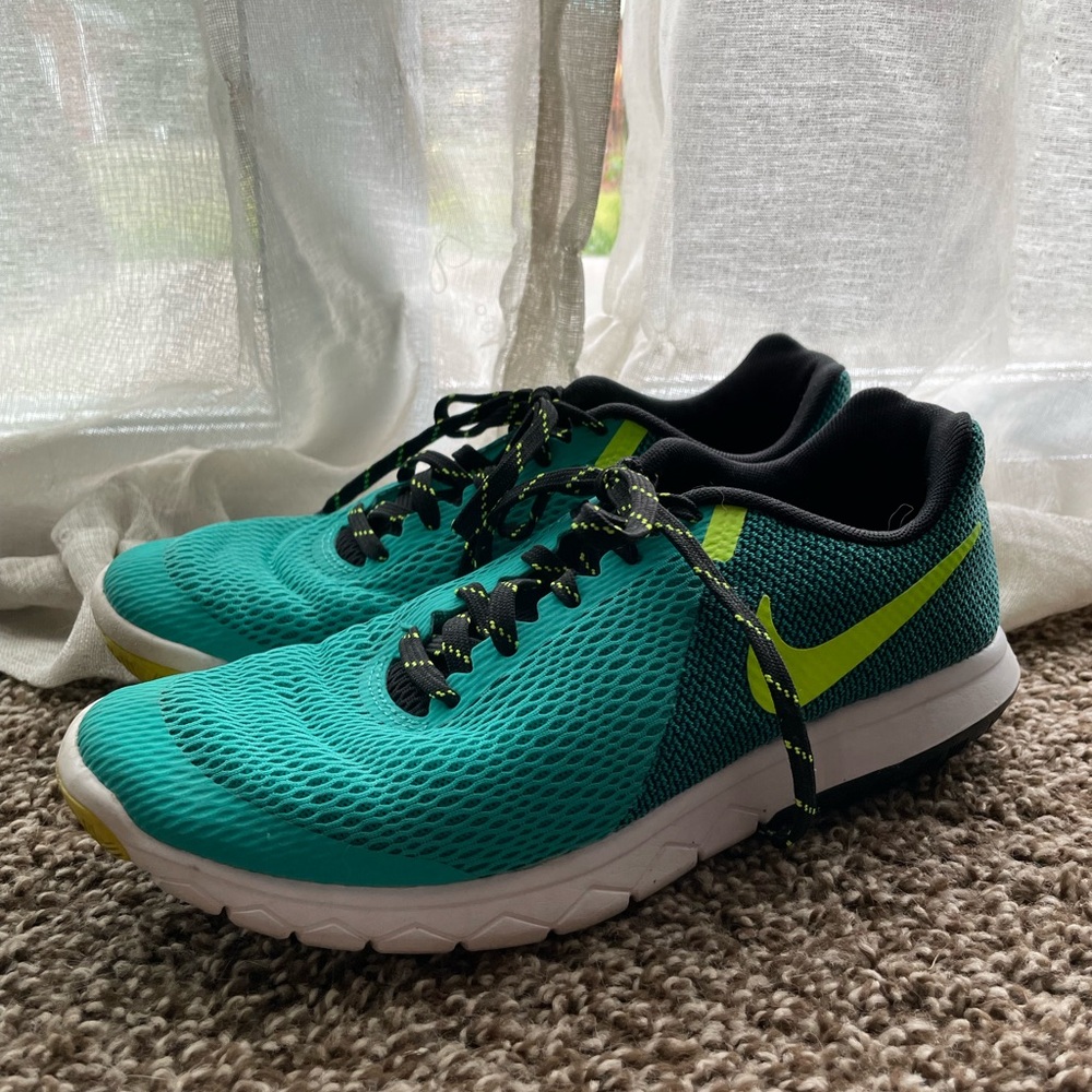 Nike Turquoise and Lime Athletic Shoes